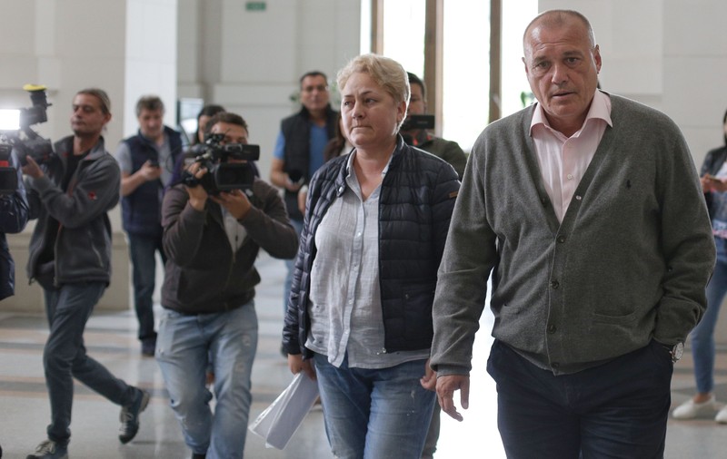Judecătoarea acuzată că a luat 50.000 de euro mită de la o ghicitoare, repusă în drepturi de CSM. Faptele s-au prescris