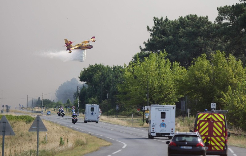 Un avion cu apă s-a prăbușit în regiunea Guarda din Portugalia, în timpul luptelor cu incendiile de pădure. Pilotul a murit