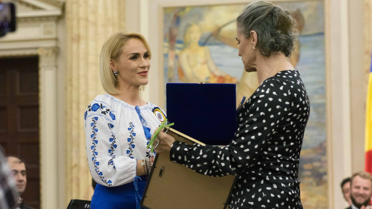 Soprana Felicia Filip și actrița Maia Morgenstern
