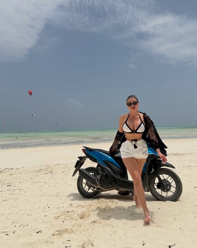 Ce a pățit iubita lui Cătălin Cazacu în Africa: „E bine, a supraviețuit”! De ce a ajuns la spital în Tanzania