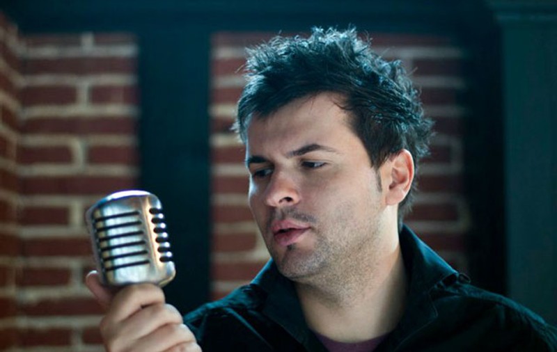 Artistul care a făcut-o pe Andra să plângă în direct, în turneu cu o brunetă frumoasă