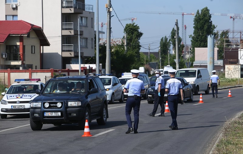 Ziua Muncii scoate pe stradă aproximativ 36.000 de forțe de ordine. Grătarul la “iarbă verde” și plimbarea pe Litoral mai pot aștepta