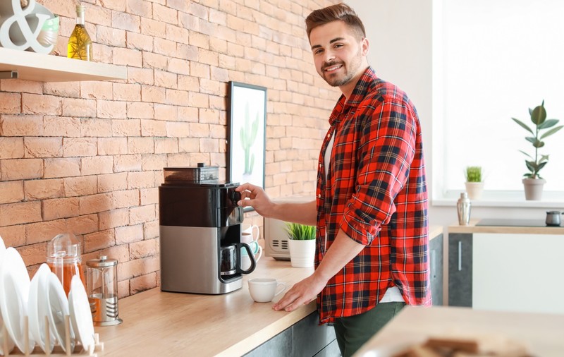 Reduceri de până la 1.700 de lei la aparatele de cafea în oferta de la Melitta, azi, 28 noiembrie