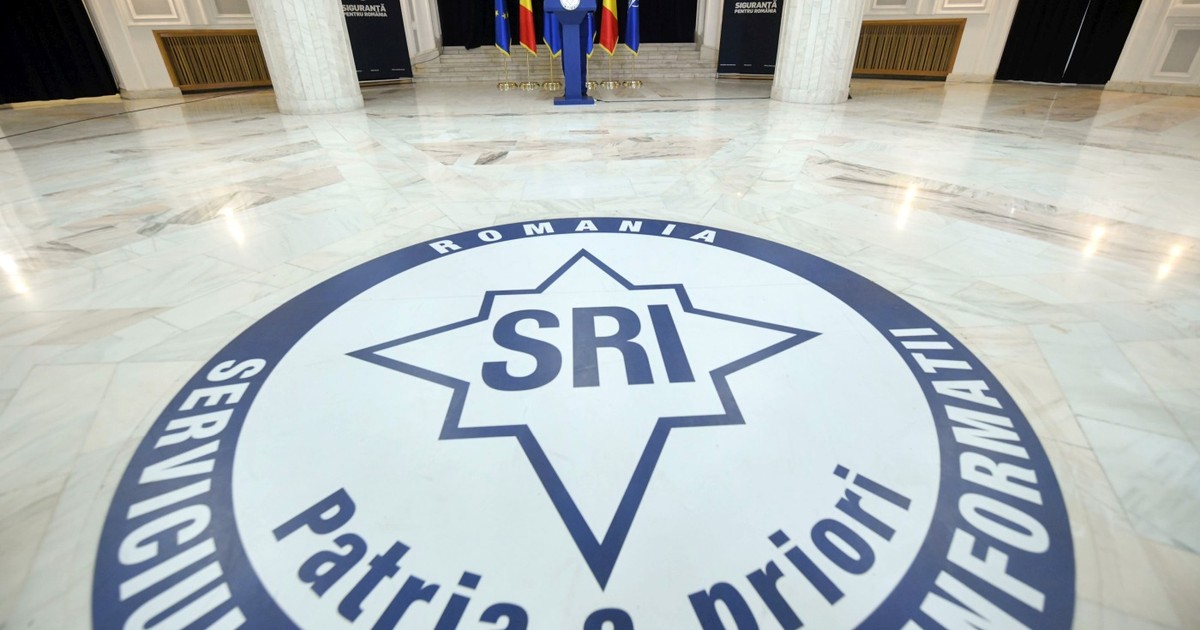 Interiorul SRI