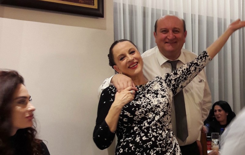 VIDEO EXCLUSIV/Petrecere de nabab pentru cel mai longeviv impresar al artiștilor. Soțul Mariei Dragomiroiu a petrecut trei nopți