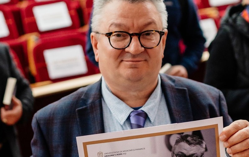 Armand Goșu critică dur clasa politică: România are o problemă de legitimitate în SUA, în ciuda vizitei lui Nicușor Dan. „Băieții cu cașchetă” nu înțeleg trendurile globale