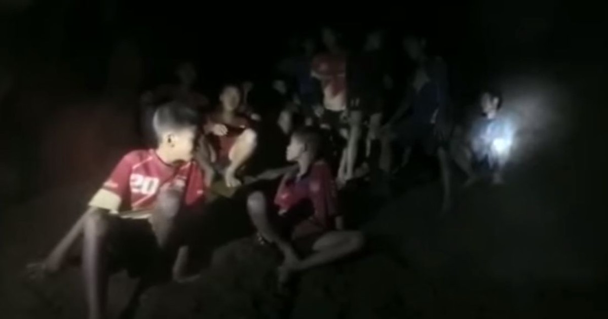 operațiunea de salvare a copiilor prinși în peștera din Thailanda