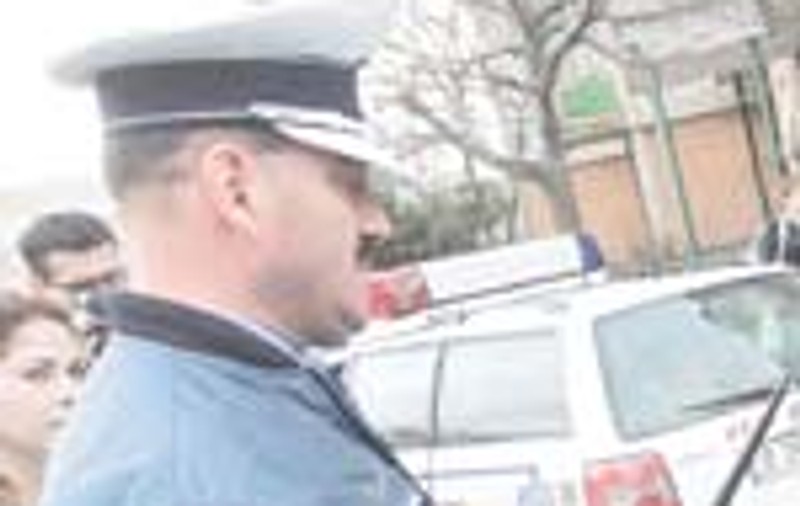 Furat in taxi prin metoda 'Maimuta'