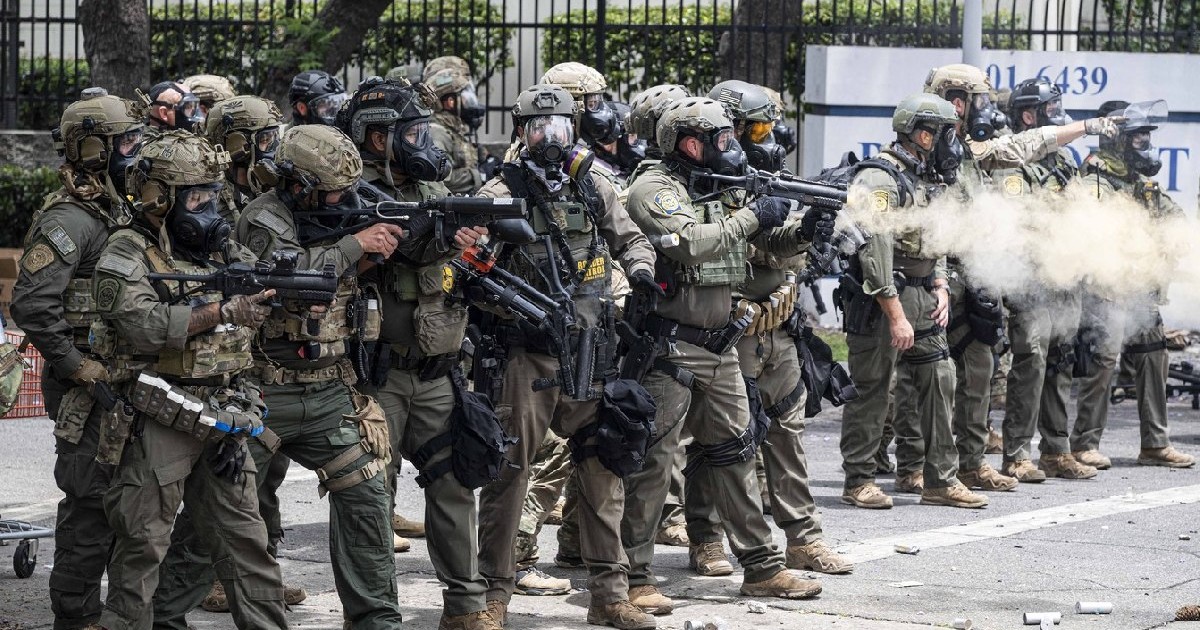 CALIFORNIA, USA - JUNE 06: U.S. Border Patrol and protesters clash after a raid was conducted by Immigration and Customs Enforcement near a Home Depot of illegal immigrants in Paramount, California on June 06, 2025. Jon Putman / Anadolu