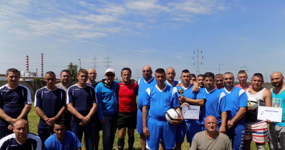 Reportaj cu deținuții fotbaliști la Penitenciarul Ploiești. Cupa Libertății, ca mijloc de reintegrare post-detenție. Barcelonezii, la putere, peste ”lupii galbeni”! FOTO
