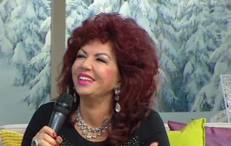 Carmen Harra are bijuterii de zeci de mii de dolari. Le-a arătat la TV