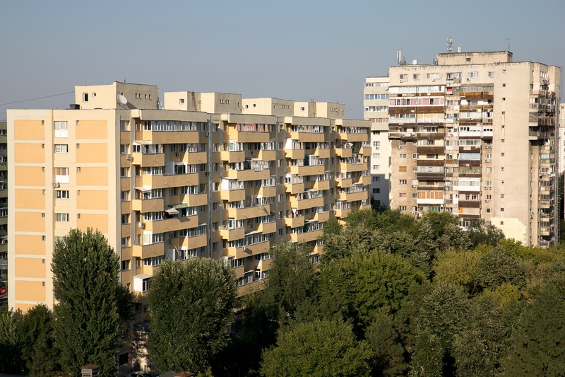 Reabilitarea termică a clădirilor e o solulție pentru scăderea consumului | Foto: Eli Driu