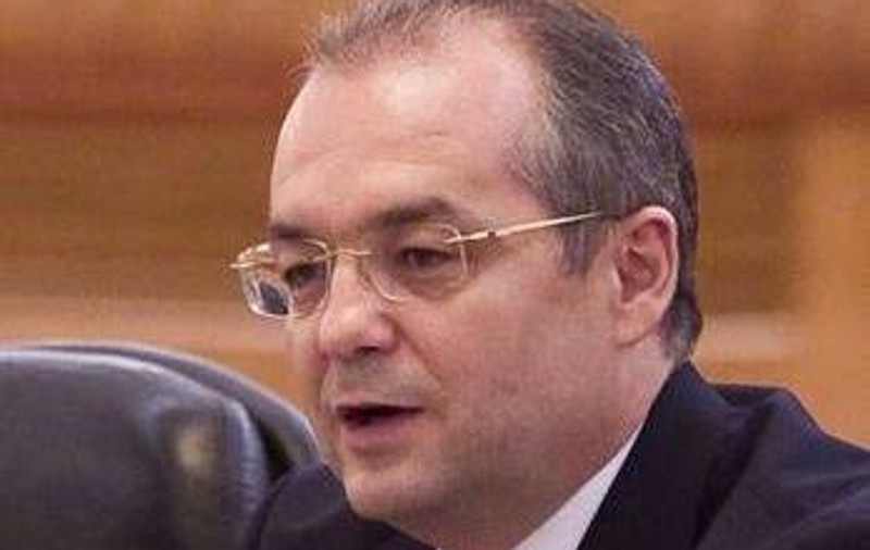 BOC, un pas înapoi: "E de discutat dacă e mai bine să se declanşeze anticipate"