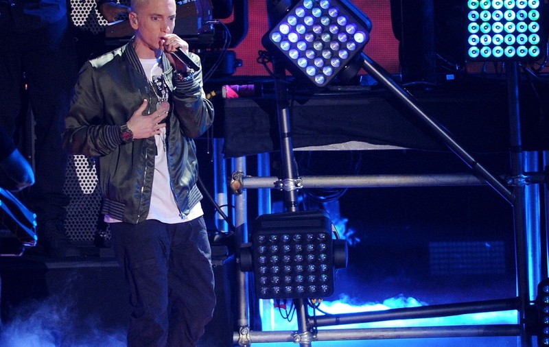 Eminem deține recordul absolut, este cel mai rapid. Are piesa cu cele mai multe cuvinte. Ascult-o aici | VIDEO