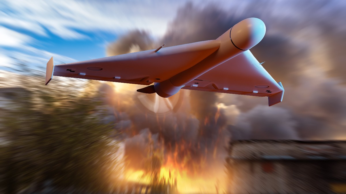 o dronă cu o explozie in spate