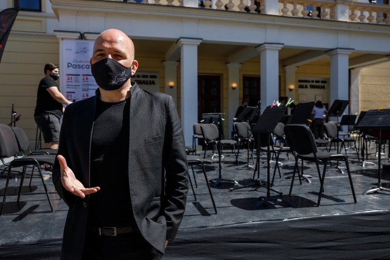Dirijorul Cristian Lupeș, directorul Filarmonicii Sibiu