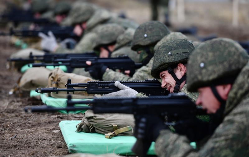 Centrele de înrolare din Rusia „actualizează” datele bărbaților eligibili pentru recrutare. Ce spune Kremlinul despre o a doua mobilizare