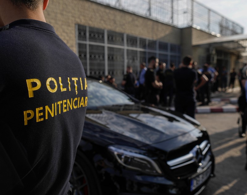 Protest al polițiștilor din penitenciare. Au refuzat să intre la serviciu timp de patru ore și amenință cu proteste ample