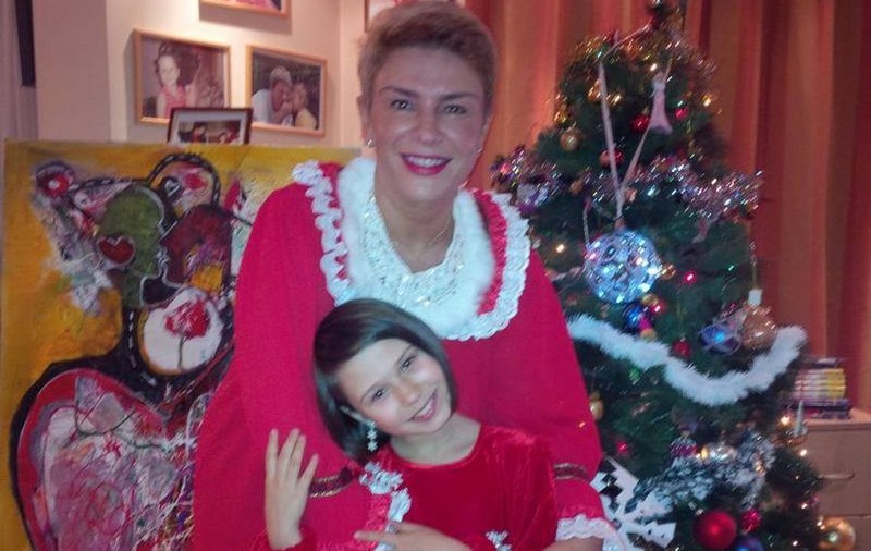 FERICIRE PURĂ! TEO TRANDAFIR, CRĂCIUN ALĂTURI DE ADORABILA EI FIICĂ!
