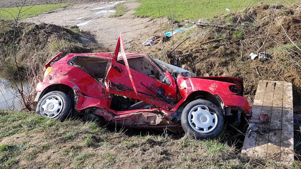 Un poștaș din Satu Mare a provocat un accident