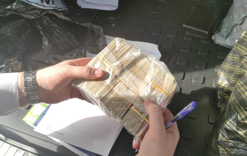 Percheziții la membri ai Partidului ŞOR, în dosarul de finanțare ilegală a formațiunii. Peste 4,5 milioane de lei confiscate