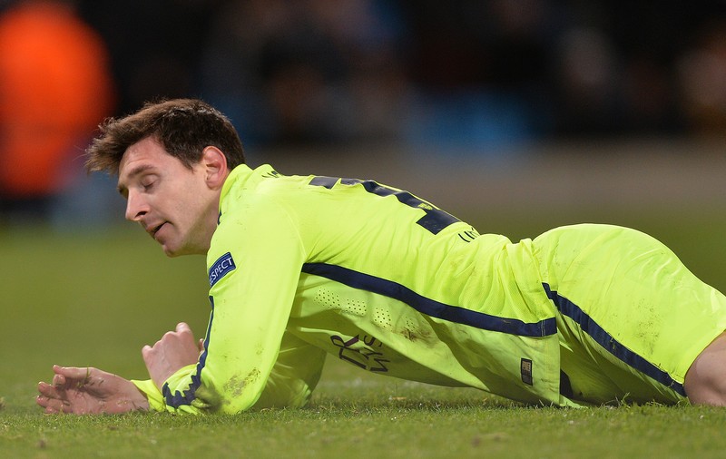 Zeu la pământ! Messi a ratat un penalty în meciul Manchester City - Barcelona, din turul optimilor Ligii Campionilor / GALERIE FOTO