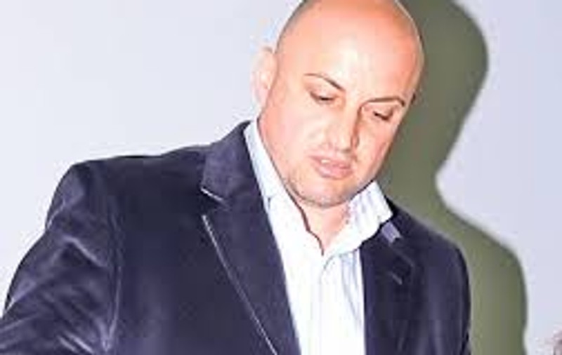 Fostul finanțator al clubului Jiul Petroșani Alin Șimota, trimis în judecată pentru trafic de influență