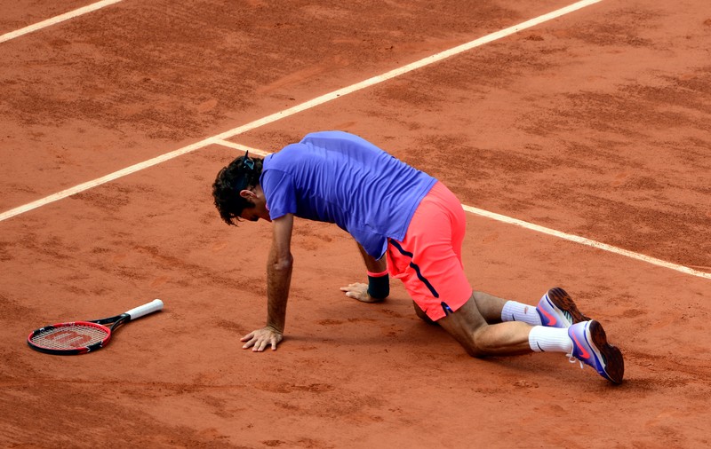 Marele Roger Federer a fost trimis acasă de către un prieten