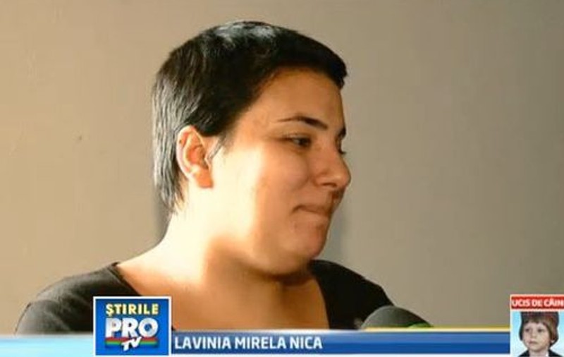 Femeia care A SEMNAT PENTRU CÂINELE UCIGAŞ a ieşit PLÂNGÂND DE LA PARCHET