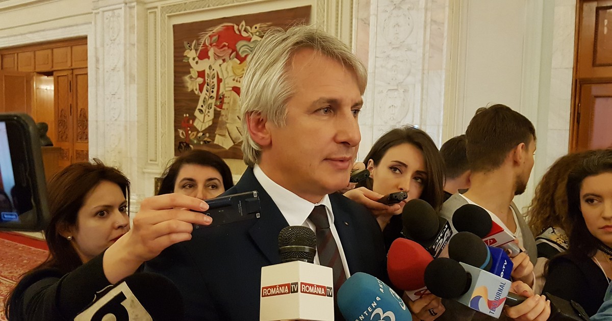Guvernul decide dacă va da pensiile și salariile înainte de Paște