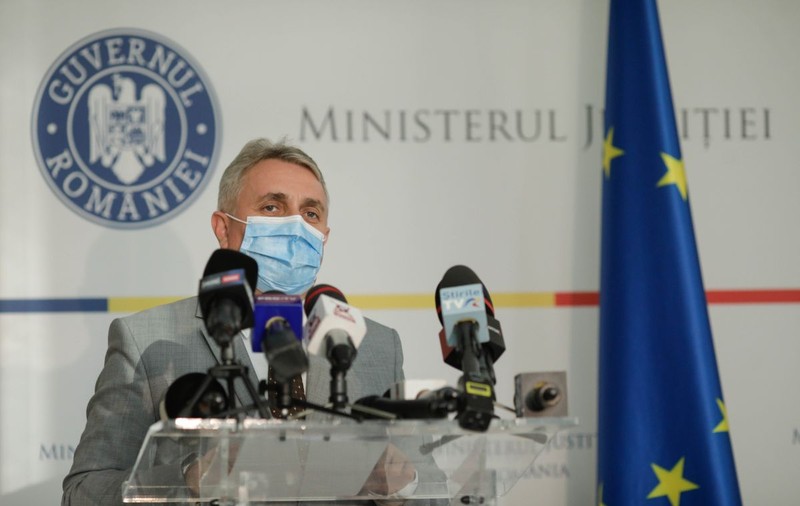 Cum vor fi identificați și sancționați cei care nu completează formularul digital la intrarea în România. Explicațiile lui Bode