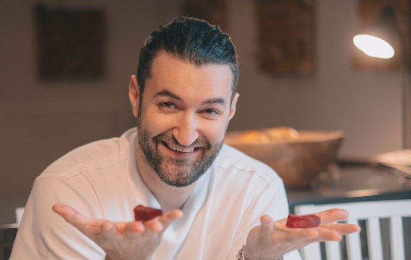 Smiley lansează primul serial muzical, „Mai mult de-o viață”. Gina Pistol a luat parte la proiectul artistului