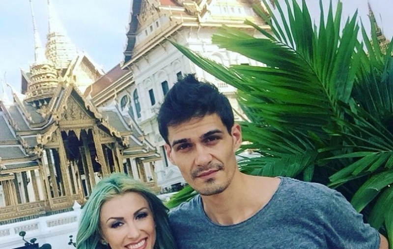 Ce decizie a luat iubitul Andreei Bălan după ce aceasta a lipsit de la lansarea cărții lui de poezii!
