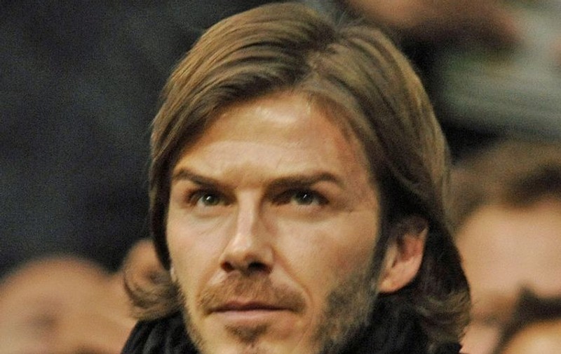 Un britanic fericit: "David Beckham mi-a împins maşina"