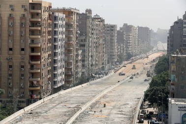 Podul Teraat al-Zomor din cartierul al-Omraniya, din Giza FOTO: EPA