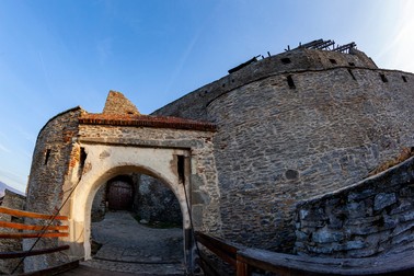 Obiective turistice in Hunedoara - Cetatea Devei