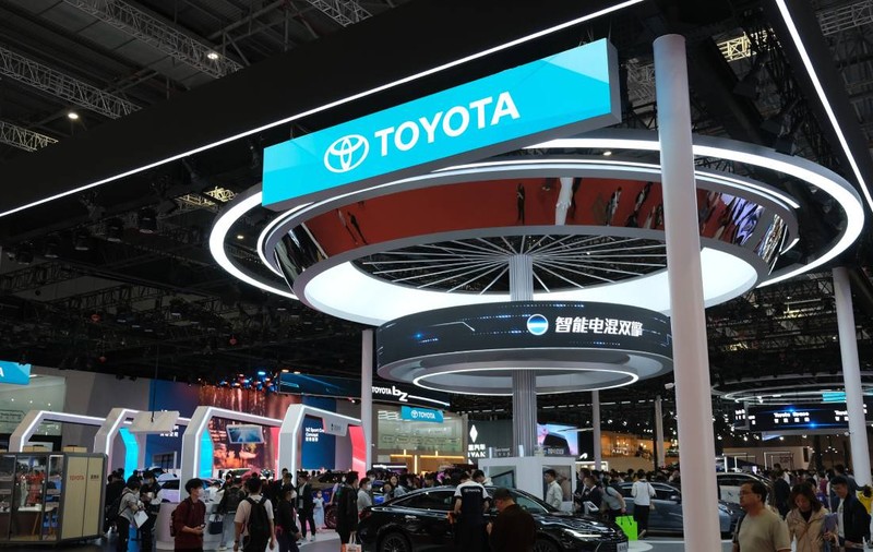 Toyota investește 2 miliarde de dolari într-o nouă fabrică de vehicule electrice în China