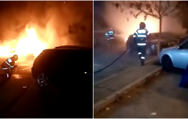 O mașină aflată în trafic a luat foc, în Craiova. Alte patru autoturisme au fost cuprinse de flăcări | VIDEO
