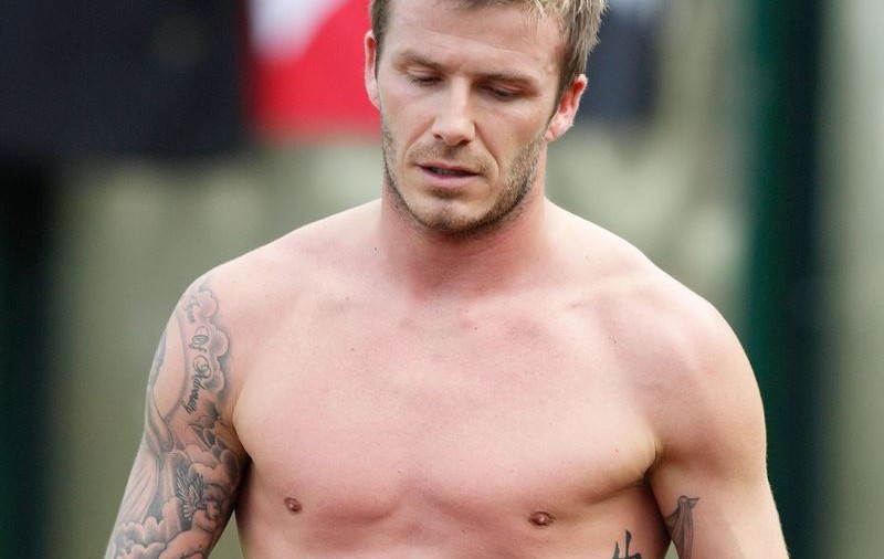 După Rihanna şi Beckham şi-a făcut un tatuaj greşit