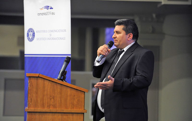 Șef al CA la Poșta Română și om-cheie la Transporturi - Adrian Găvruța. Pe vremuri, tânără speranță a PNȚ, promovat de PSD, păstrat de PNL