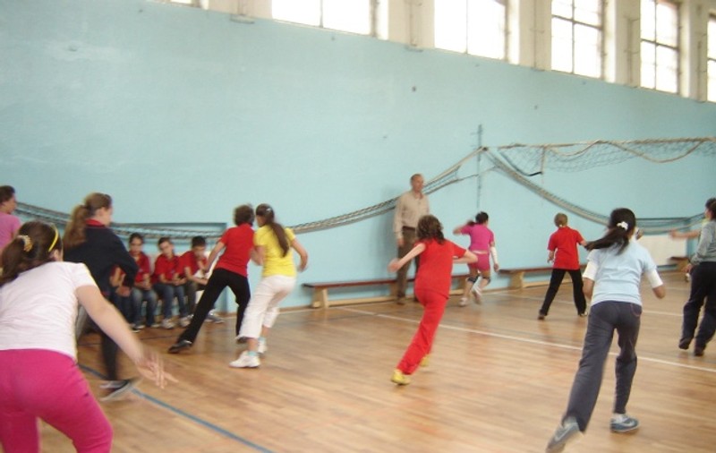 Elevii din Teleorman, interzis la orele de sport fără adeverință