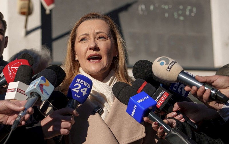 Elena Lasconi, reproșuri și condiții pentru PSD după ce Marcel Ciolacu a anunțat ieșirea din negocierile pentru Guvern: „Mint în continuare”