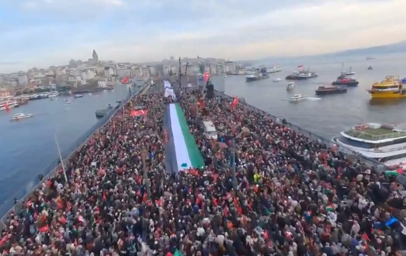 Miting de amploare la Istanbul împotriva „terorismului PKK şi a terorismului israelian". „Afară din Palestina", scandează manifestanţii
