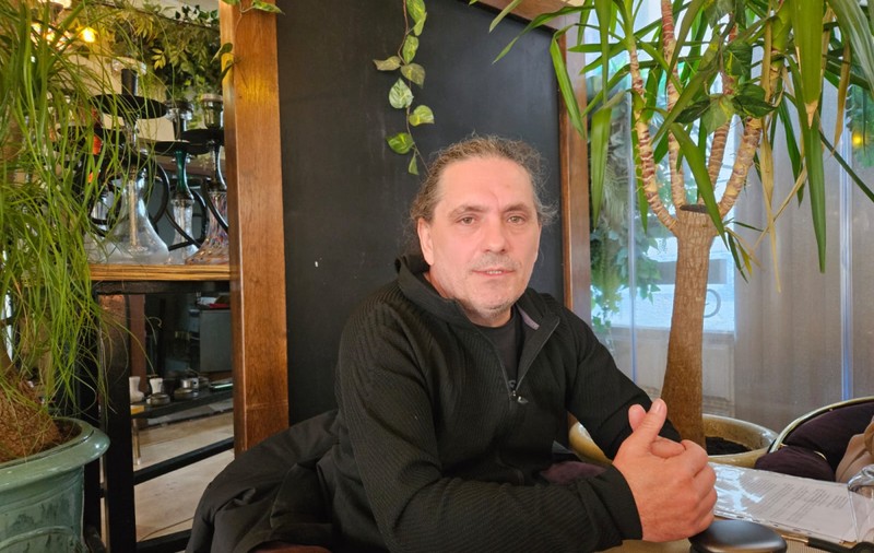 Tatăl lui Vlad Pascu, primele declarații în fața jurnaliștilor: „Fiul meu trebuie să își ispășească pedeapsa”, dar susține că nu era drogat, ci doar avea „urme de metaboliți”. Mesaj pentru familiile victimelor
