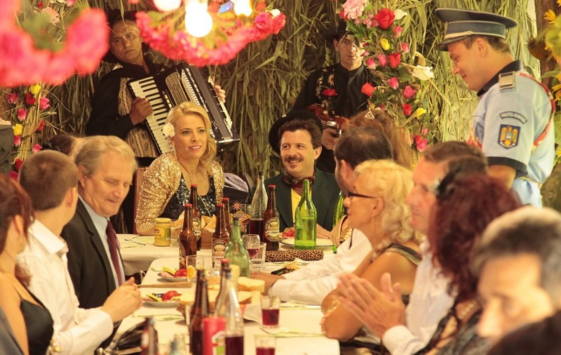 Apariţie de senzaţie! Monica Davidescu joacă în serialul "Las Fierbinţi"