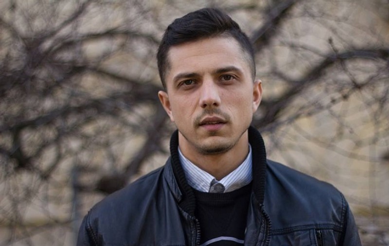 Artistul Uddi și iubita lui se iubesc de 3 ani. Cum arată tânăra care l-a cucerit pe fostul concurent de la X Factor