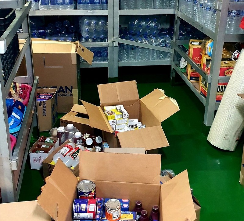 Magazia cu alimente