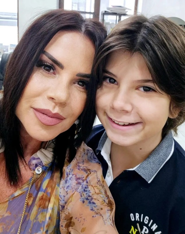 Luminița Anghel a răbufnit după ultimele declarații făcute de David Pușcaș, fiul adoptiv. „Am trăit un coșmar. A fost violent. Se automutila, se lovea cu capul de podea”