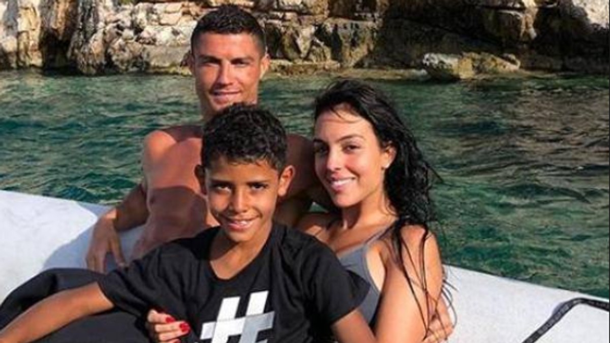 Cristiano Ronaldo și familia, în Grecia