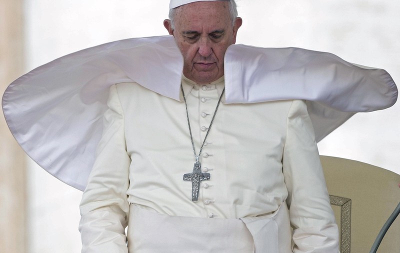 VATICANUL a recunoscut OFICIAL ASOCIAŢIA INTERNAŢIONALĂ A EXORCIŞTILOR